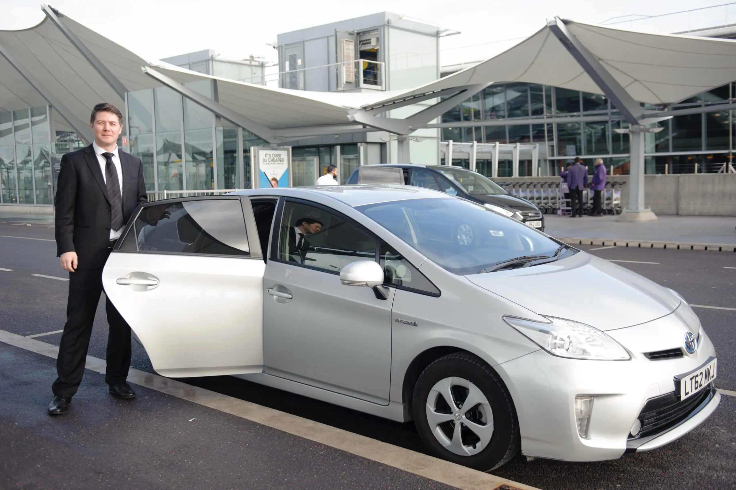 A photo showing a transfer between central London and city airport.